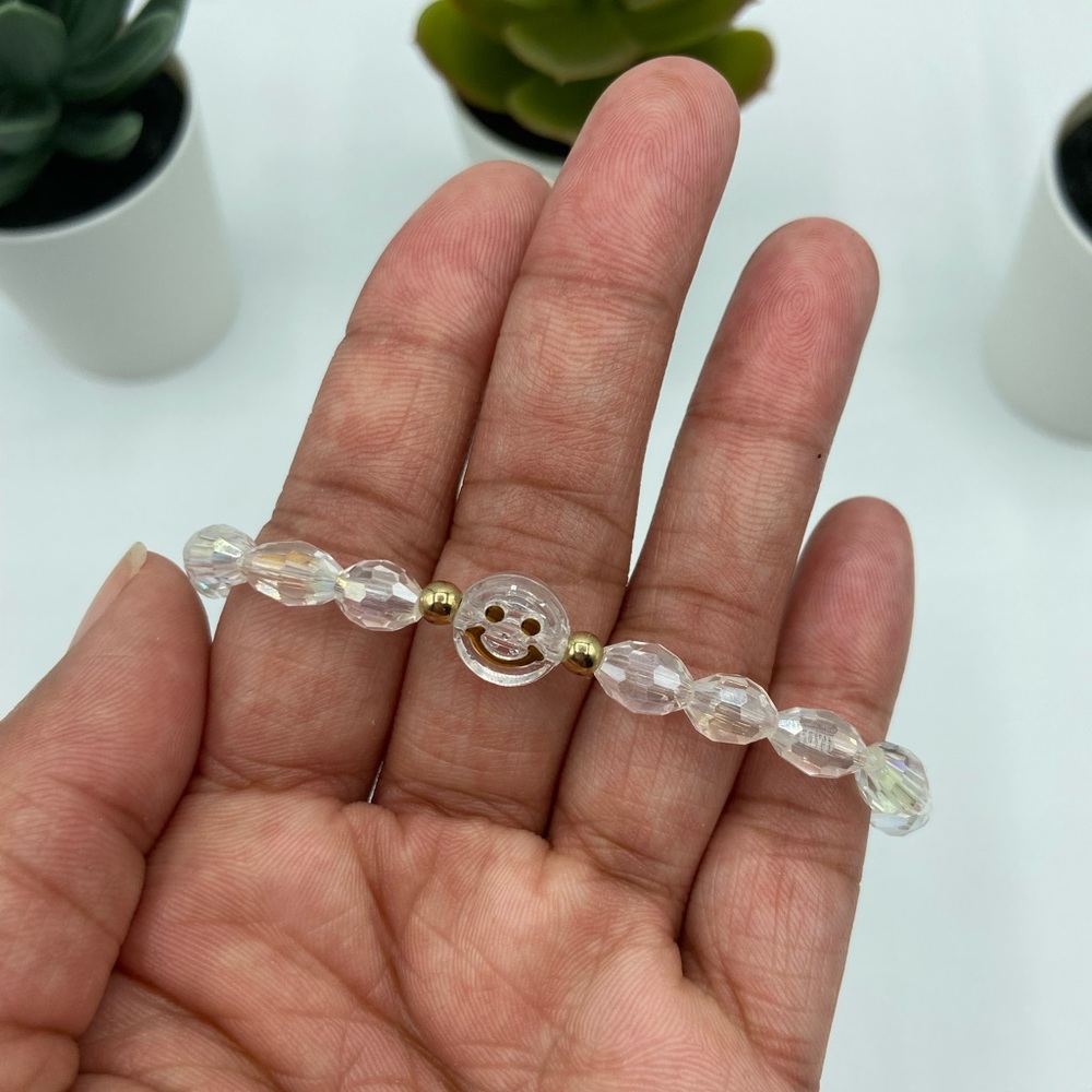 Y2K Handmade Trendy Glass Bead Bracelet with Smiley Face